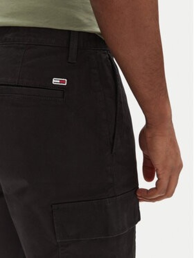 Tommy Jeans Szorty materiałowe Scanton DM0DM21949 Czarny Regular Fit