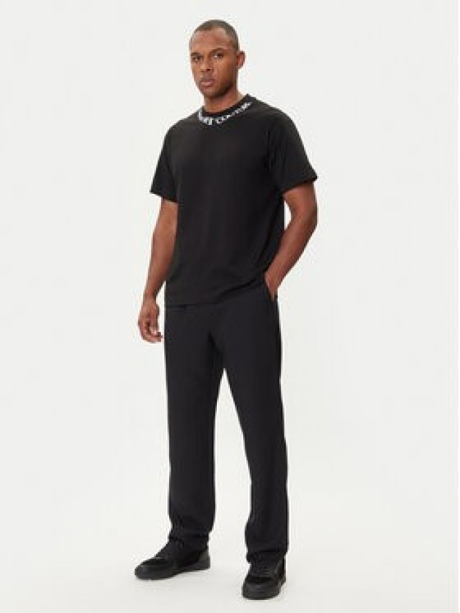 Versace Jeans Couture T-Shirt 79GAHP03 CJ01P Czarny Regular Fit