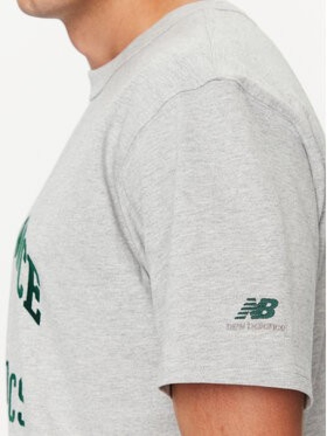 New Balance T-Shirt Athletics Varsity Graphic T-Shirt MT33551 Szary Regular Fit
