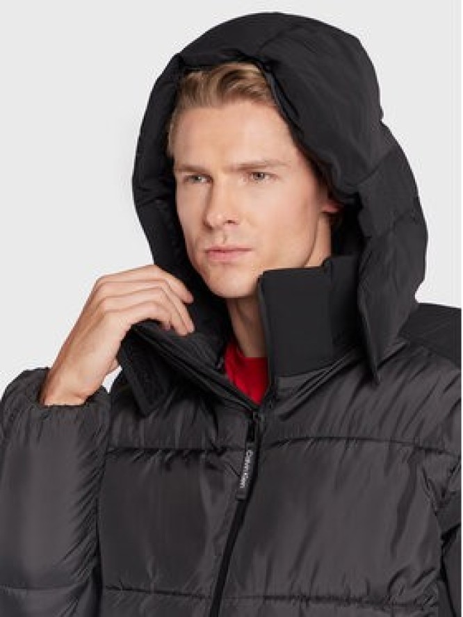 Calvin Klein Kurtka zimowa Mix Media Quilt K10K110329 Czarny Regular Fit