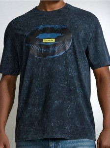 Koszulka comfort fit z nadrukiem i efektem sprania - czarny