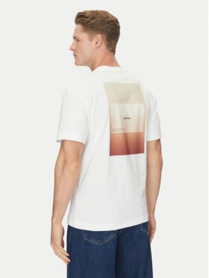 Calvin Klein T-Shirt Overlay Print K10K114158 Biały Regular Fit
