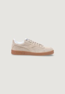 Obuwie sportowe Mężczyzna DIADORA GAME LOW SUEDE