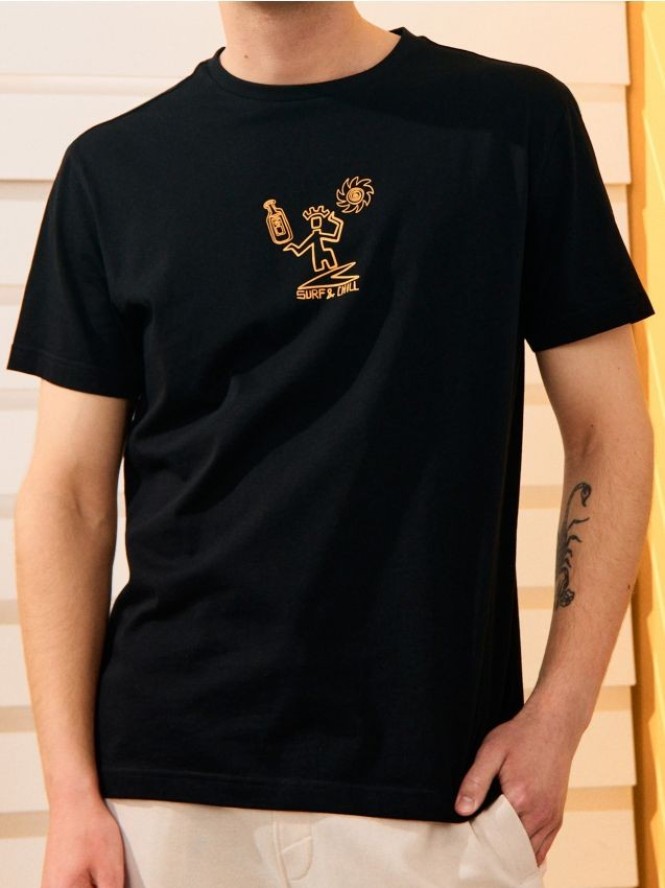 Koszulka z drobnym nadrukiem na przodzie - czarny