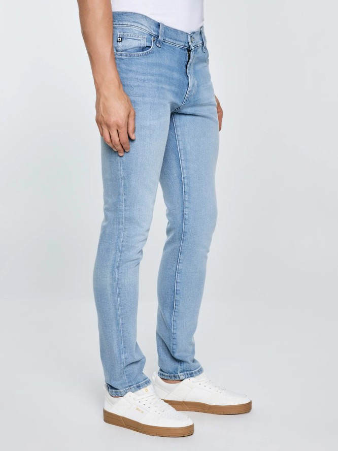 Jeansy męskie dopasowane niebieskie Martin 213
