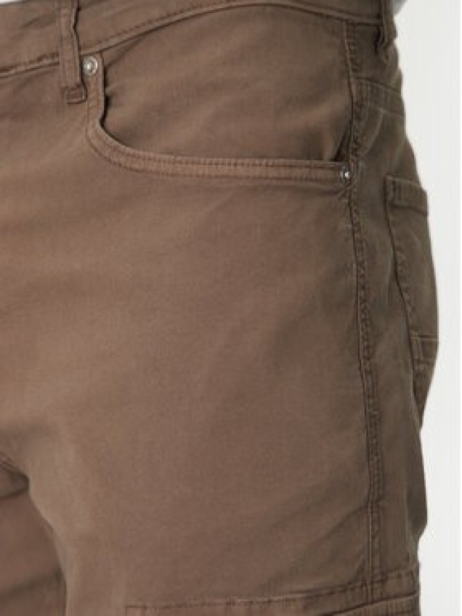 Guess Spodnie materiałowe M5RA68 WGXV1 Brązowy Regular Fit