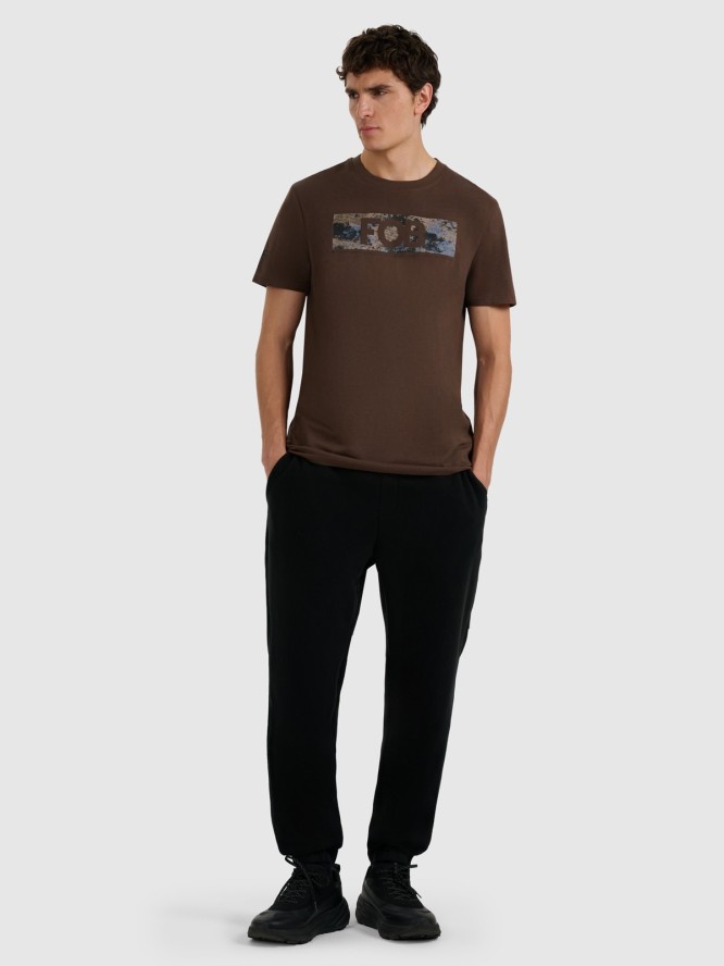 4F T-shirt regular z nadrukiem męski - brązowy 3XL