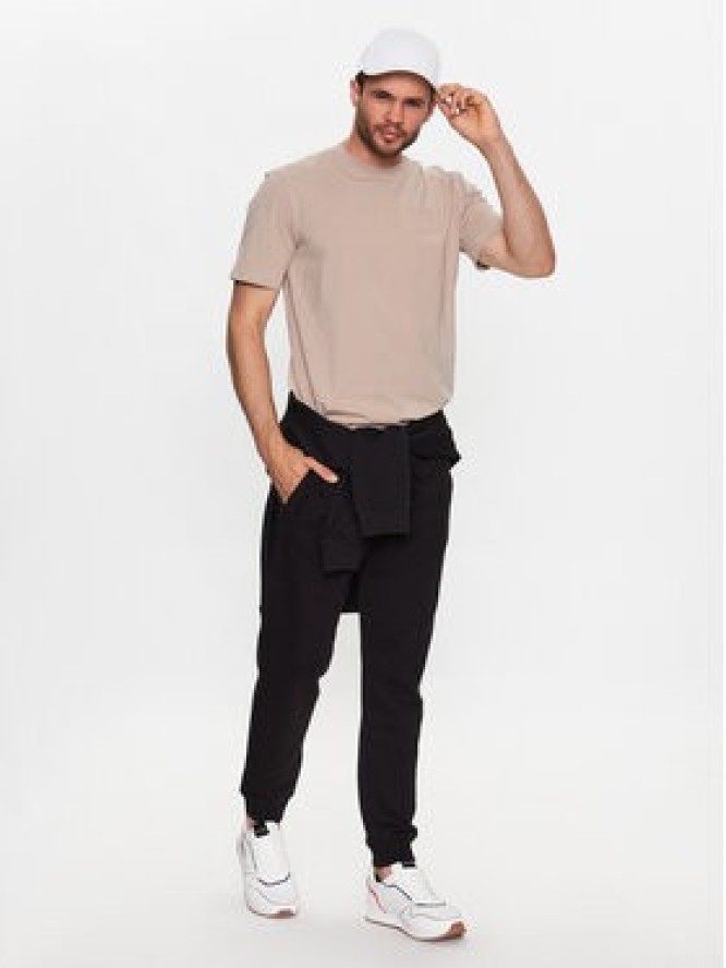 Guess T-Shirt Alphy Z2YI11 J1314 Beżowy Regular Fit