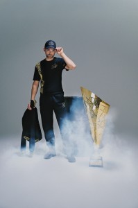 4F T-shirt regular z nadrukiem uniseks 4F x Bartosz Zmarzlik - czarna L