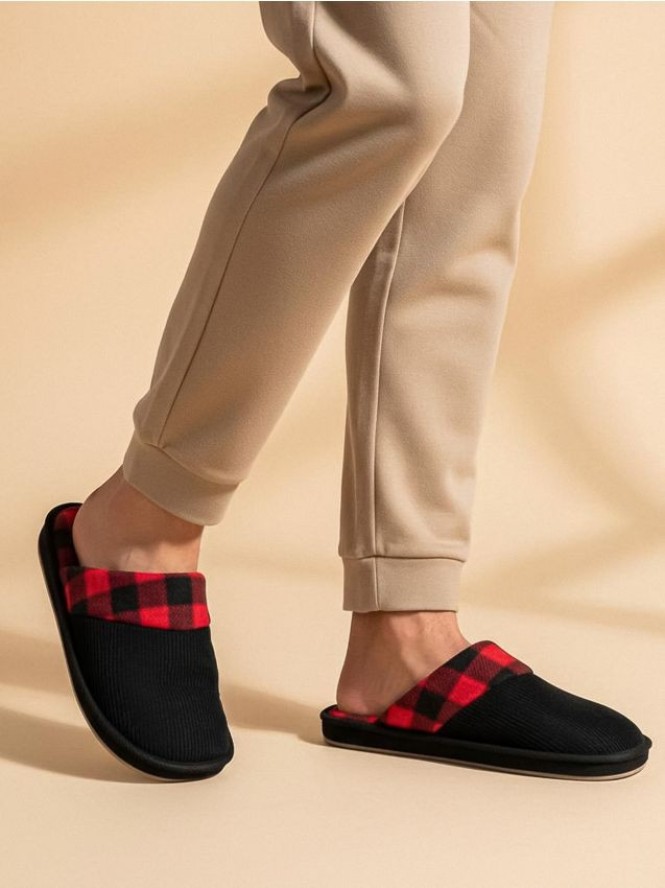 Prążkowane kapcie - wielobarwny