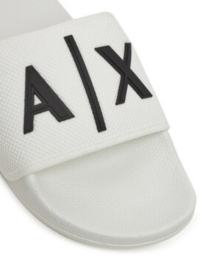 Armani Exchange Klapki XUP001 XV820 K488 Biały