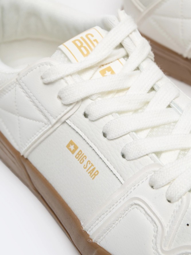 Sneakersy męskie z kontrastową podeszwą białe NN174093 101