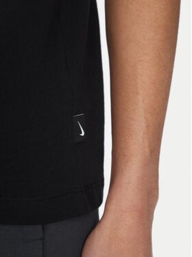 Nike T-Shirt FQ3789 Czarny Regular Fit