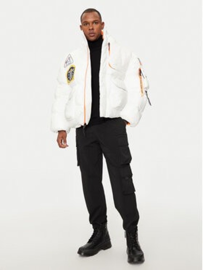 Alpha Industries Kurtka zimowa 148136 Biały Loose Fit