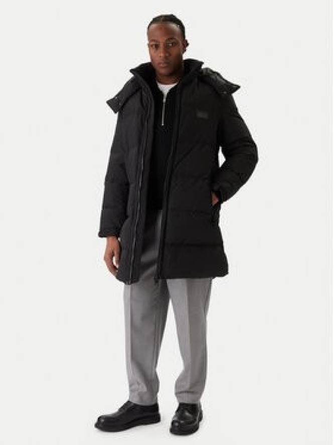 HUGO Kurtka puchowa Magnuso2541 50546228 Czarny Regular Fit