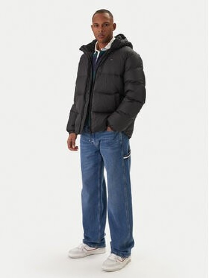 Tommy Jeans Kurtka puchowa Essential DM0DM19786 Czarny Regular Fit