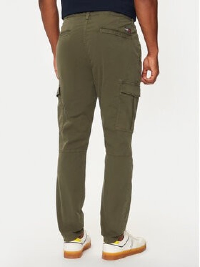 Tommy Jeans Spodnie materiałowe Austin DM0DM20750 Zielony Slim Fit