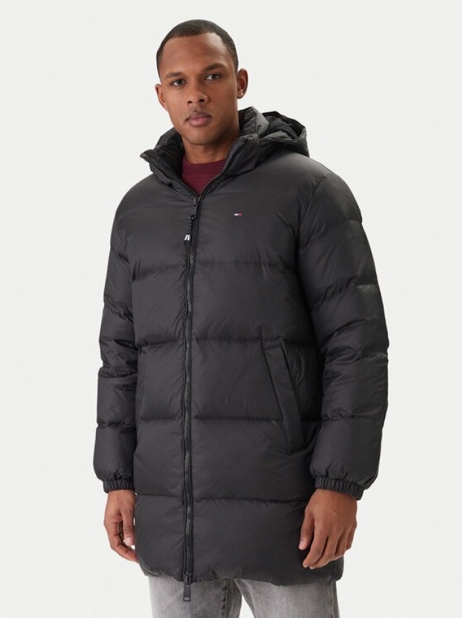 Tommy Jeans Kurtka puchowa Essential DM0DM20466 Czarny Regular Fit