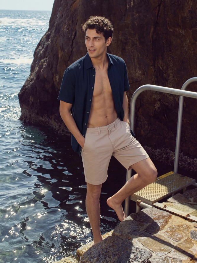 szorty męskie chinosy jasnobeżowe rossino 800