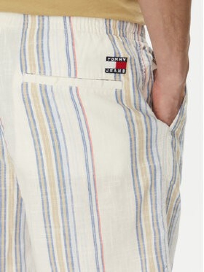 Tommy Jeans Szorty materiałowe DM0DM21948 Écru Regular Fit