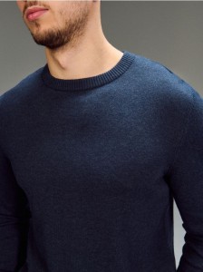 Bawełniany sweter basic - granatowy