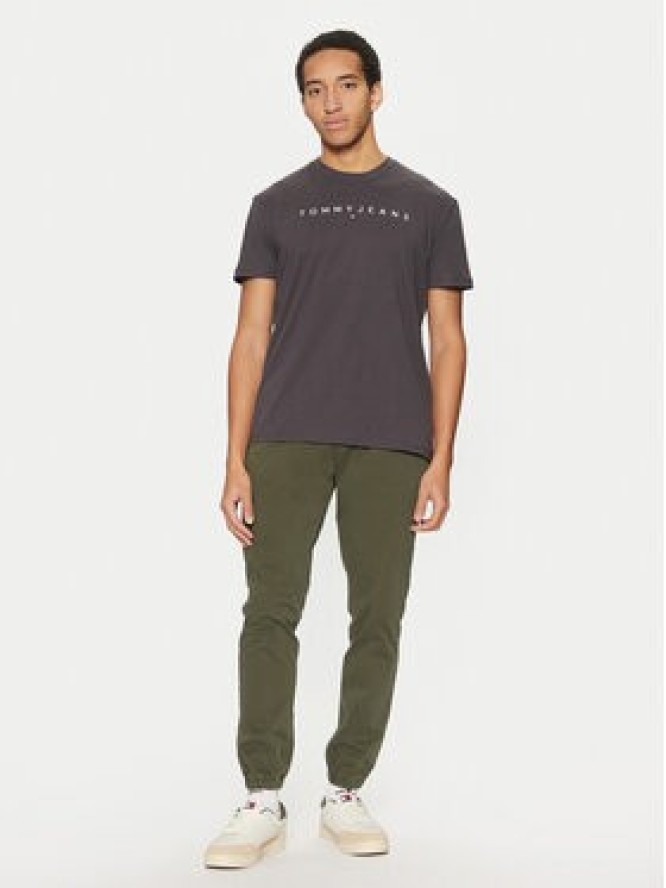 Tommy Jeans T-Shirt Linear Logo DM0DM20744 Szary Regular Fit