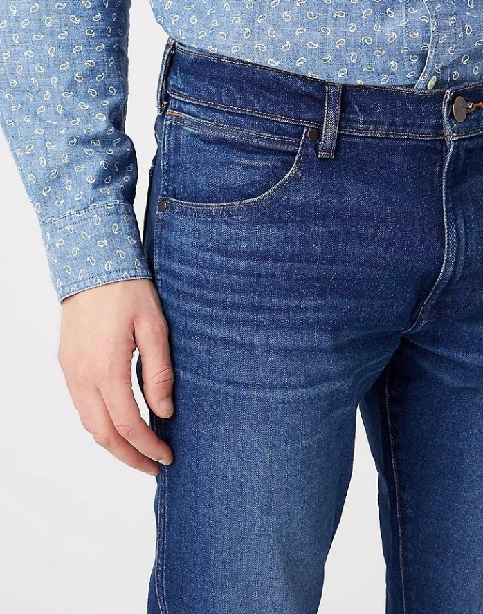 WRANGLER LARSTON MĘSKIE SPODNIE JEANSOWE SPECIAL W18SU829E 112320054