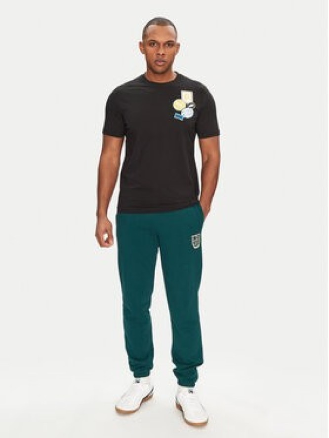Puma T-Shirt Graphics Icon 684829 Czarny Regular Fit