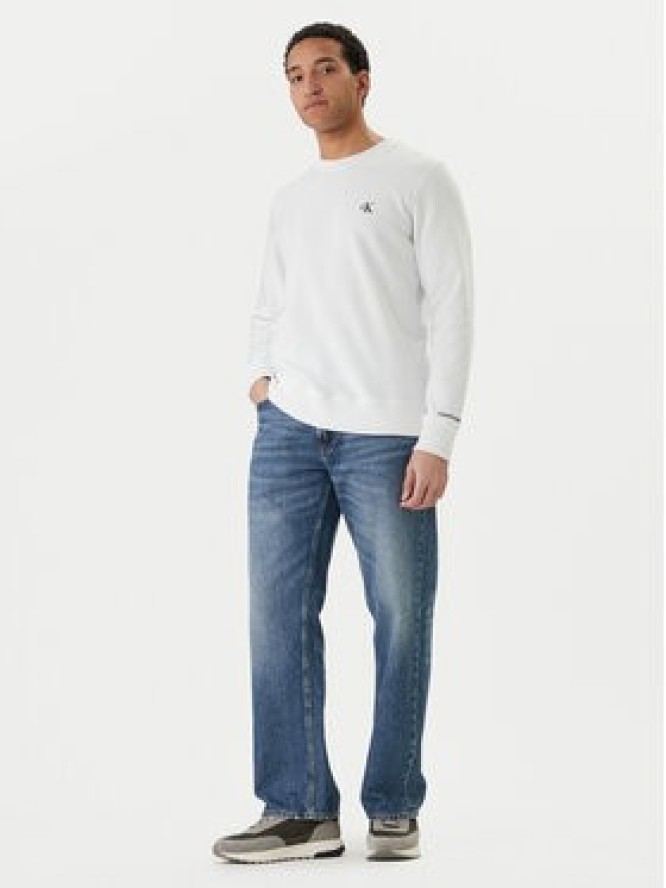 Calvin Klein Jeans Bluza Embroidered Logo J30J314536 Biały Regular Fit