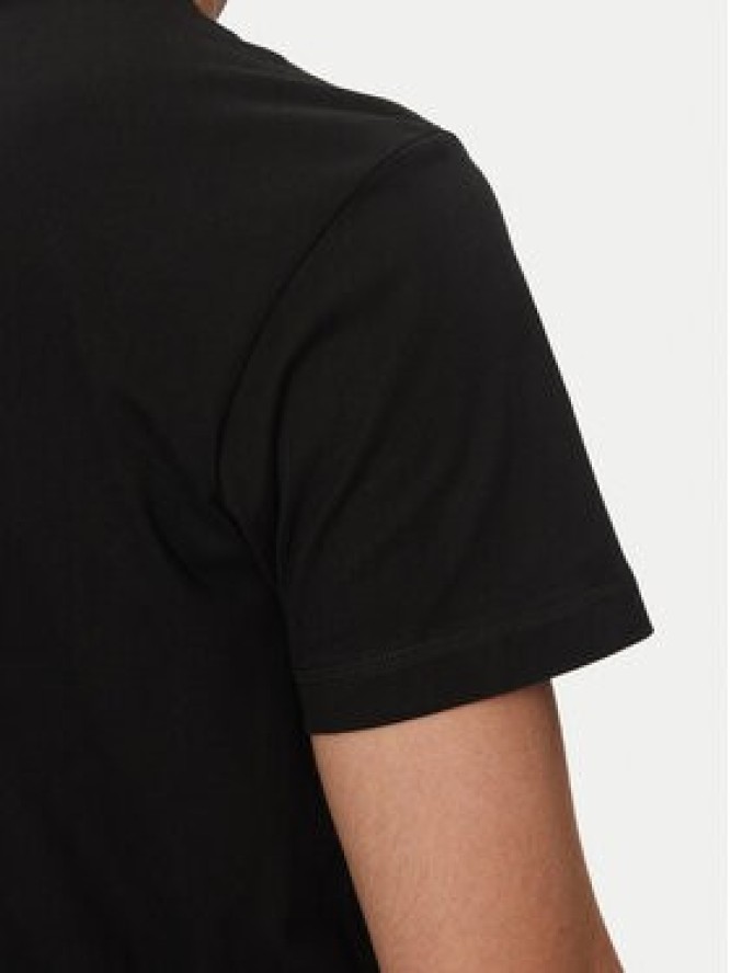 Guess T-Shirt 173007 Czarny Classic Fit