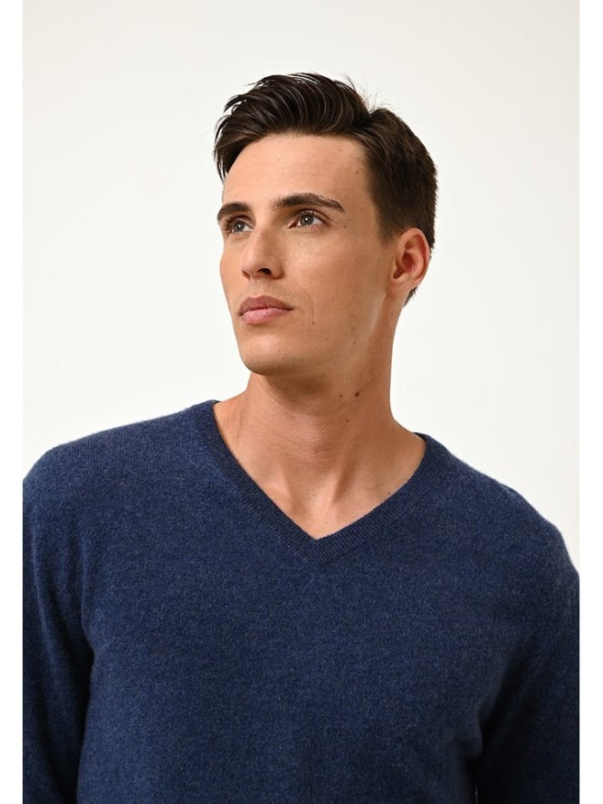 Just Cashmere Kaszmirowy sweter "Walt" w kolorze niebieskim rozmiar: M