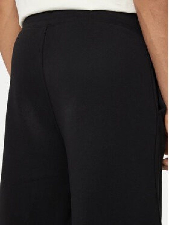 Calvin Klein Szorty sportowe Nano Logo K10K112689 Czarny Regular Fit