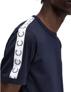 Koszulka z kontrastowym wykończeniem i gumką Fred Perry