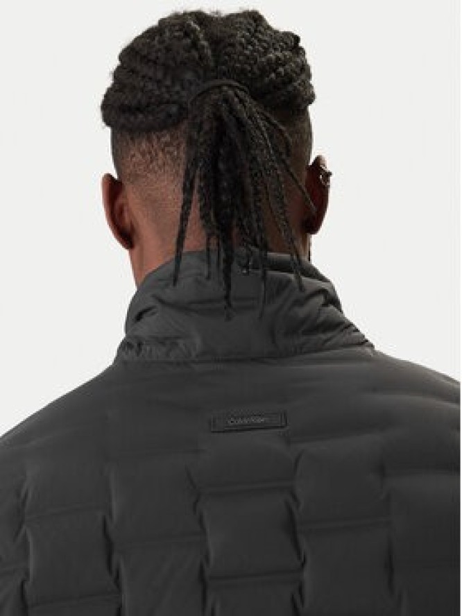 Calvin Klein Kurtka puchowa LV04LD520G Czarny Regular Fit