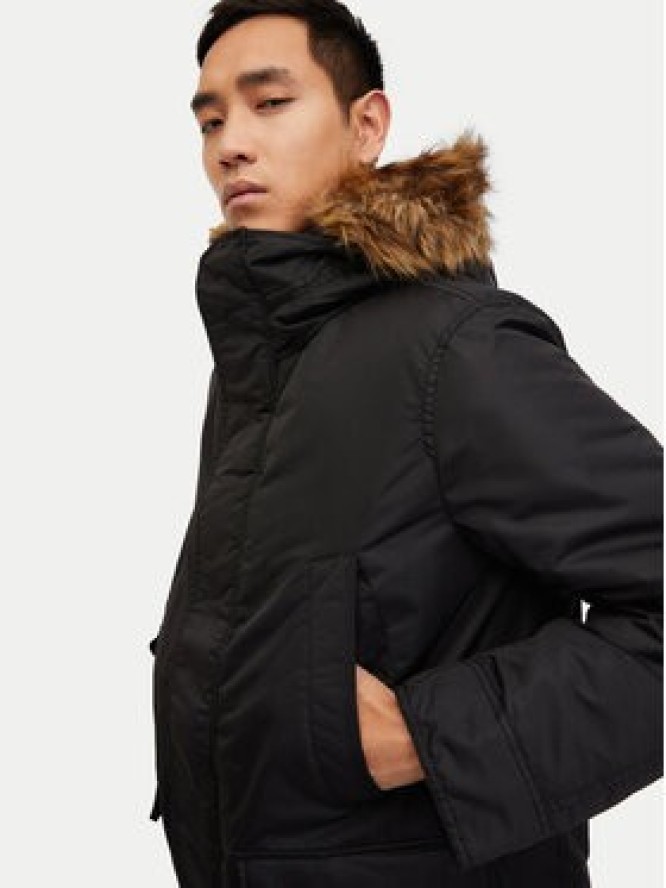Gap Kurtka zimowa 726377-01 Czarny Regular Fit