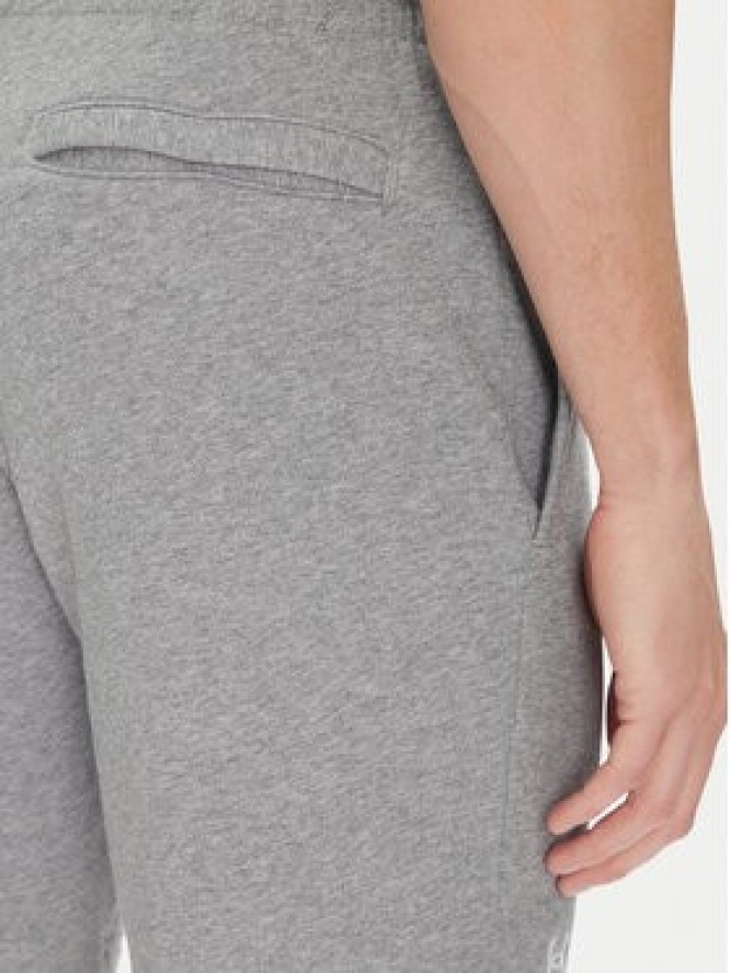 Under Armour Szorty sportowe Rival 1379779 Szary Regular Fit