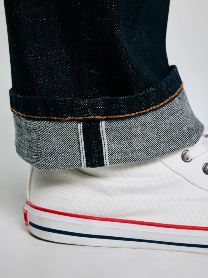 Jeansy męskie z prostą nogawką granatowe Colt 640