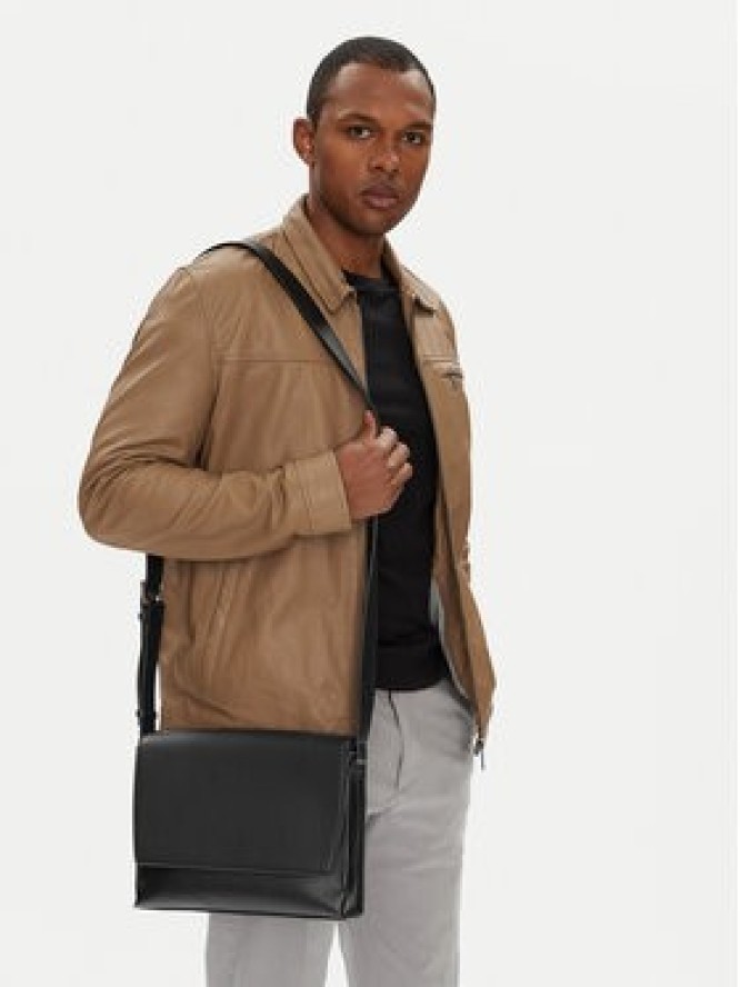 Calvin Klein Saszetka Micro Pebble Messenger 27 LV04D3034G Czarny