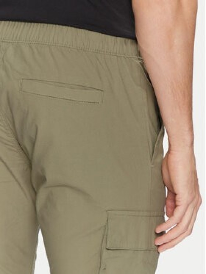 Calvin Klein Jeans Joggery J30J327614 Zielony Skinny Fit