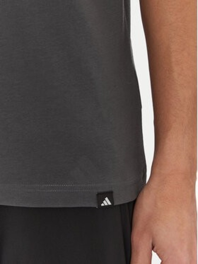 adidas T-Shirt Football Kicks Graphic JD8211 Szary Regular Fit