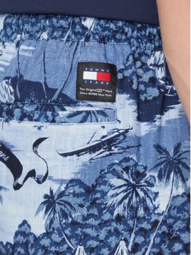 Tommy Jeans Szorty materiałowe Hawaiian DM0DM18807 Niebieski Regular Fit