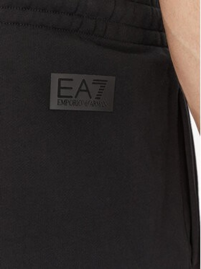 EA7 Emporio Armani Spodnie dresowe 7M000154 AF10432 UC001 Czarny Regular Fit