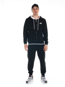 Bluza z kaptur na co dzień na siłownię