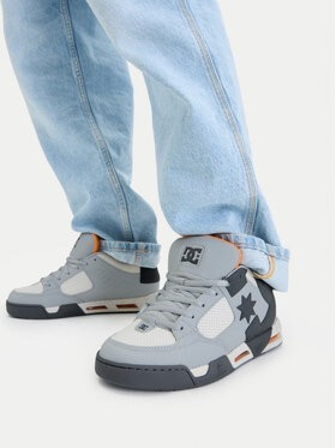 DC Shoes Sneakersy EO-COMMAND DC02220027 Szary