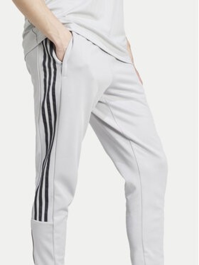 adidas Spodnie dresowe Tiro IY4288 Szary Regular Fit