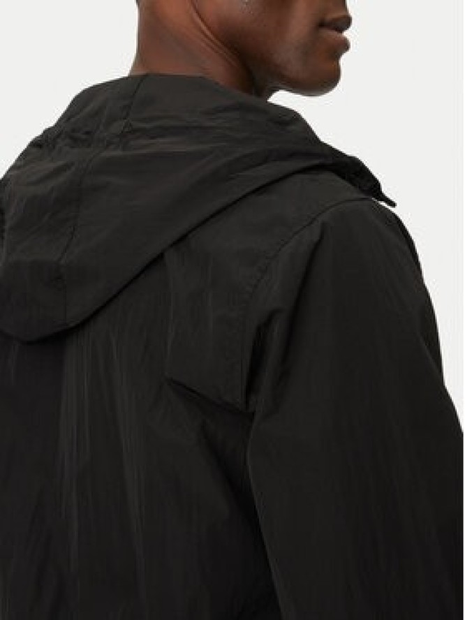 Calvin Klein Jeans Wiatrówka J30J327254 Czarny Regular Fit