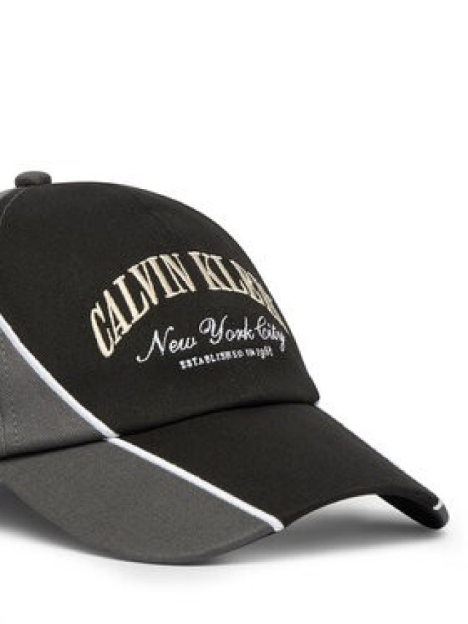 Calvin Klein Czapka z daszkiem Two Tone Seasonal Graphic Cap LV04D5088G Czarny