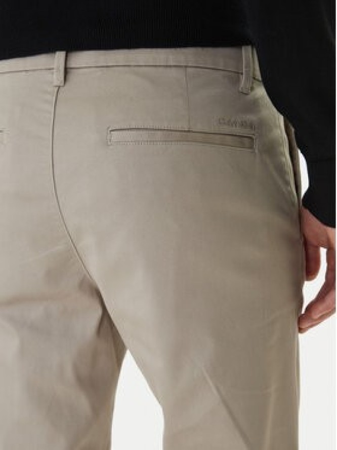 Calvin Klein Chinosy LV040EM633 Beżowy Slim Fit