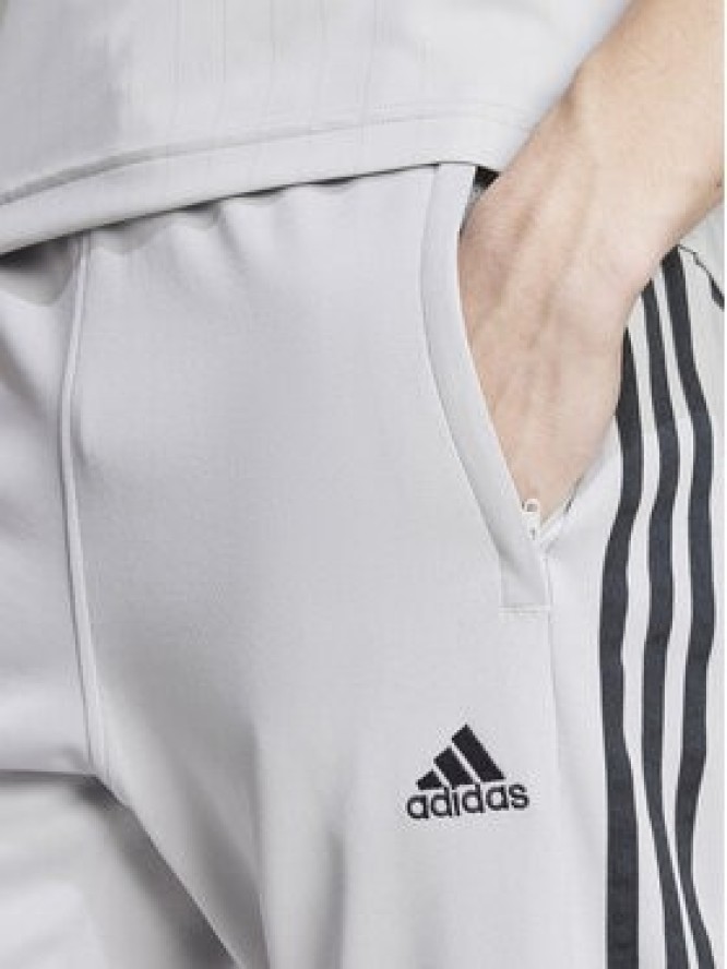 adidas Spodnie dresowe Tiro IY4288 Szary Regular Fit
