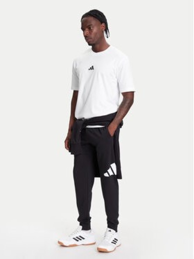 adidas Spodnie dresowe Essentials Big Logo IN6163 Czarny Regular Fit